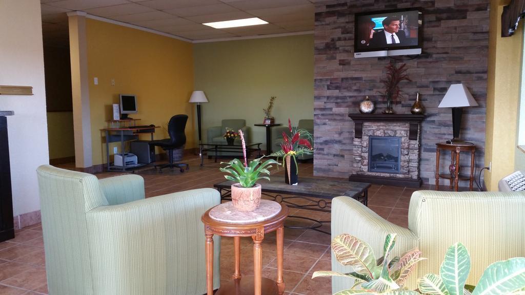 Econo Lodge Inn&Suites Newton Esterno foto