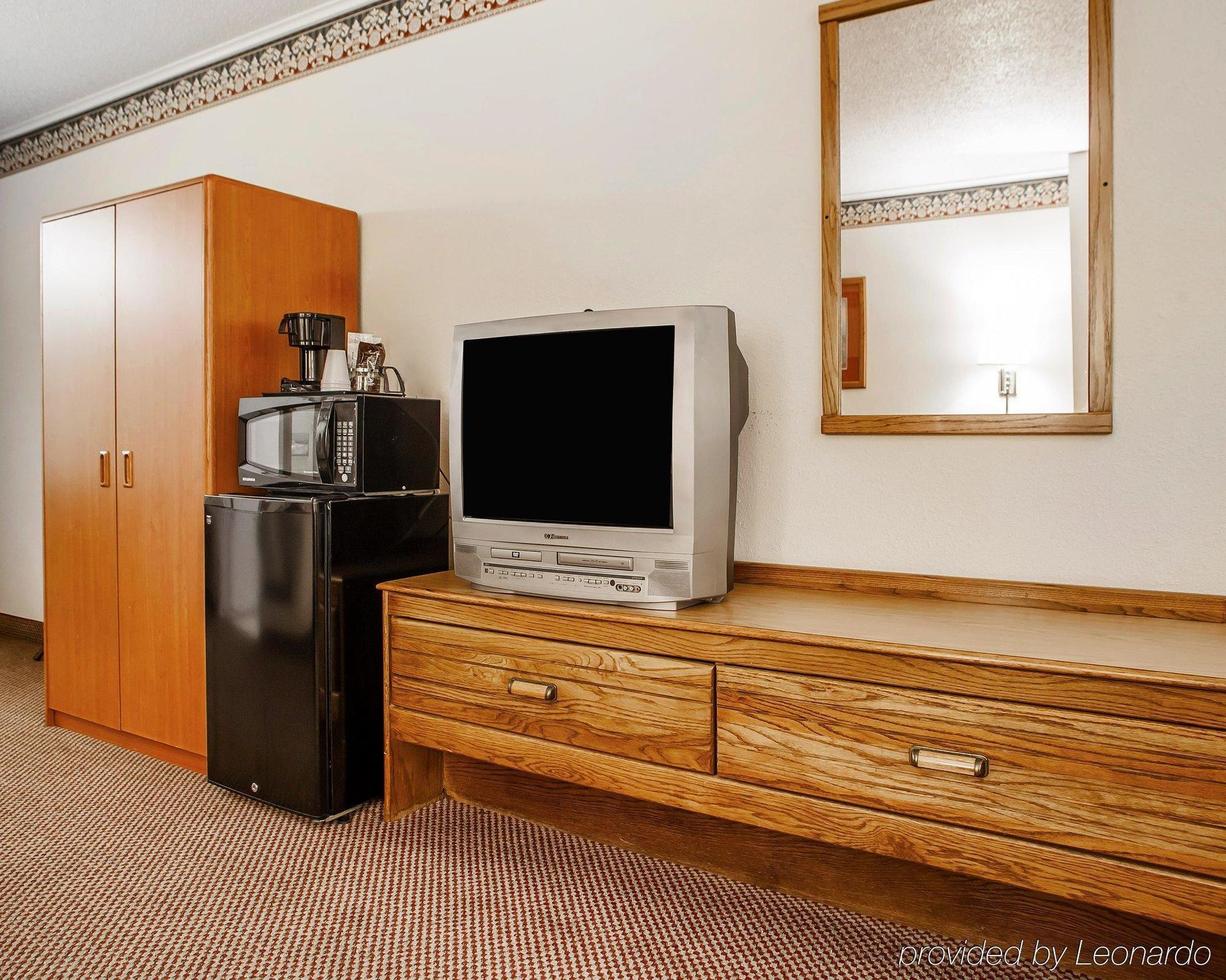 Econo Lodge Inn&Suites Newton Esterno foto