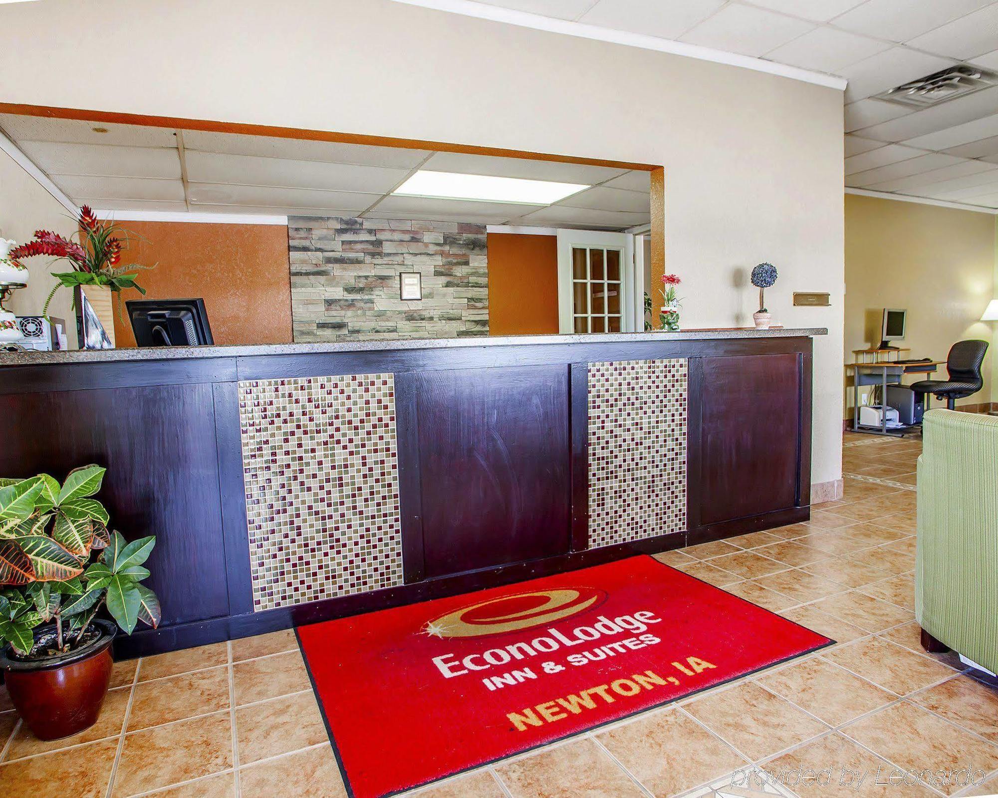 Econo Lodge Inn&Suites Newton Esterno foto