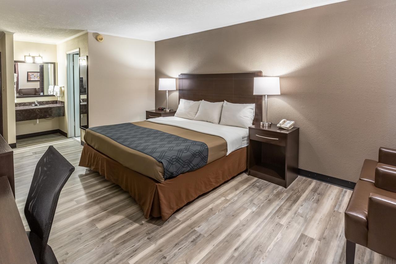 Econo Lodge Inn&Suites Newton Esterno foto